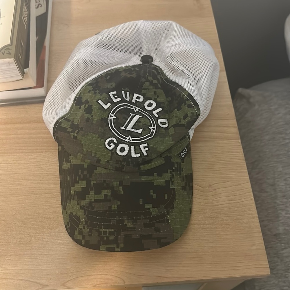 Leupold golf hat